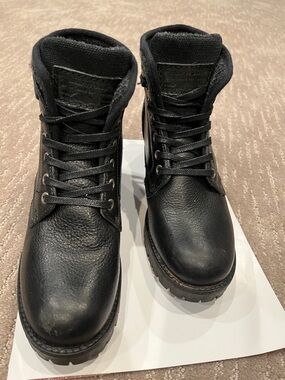 Bull Boxer Women’s Black Leather Lace-Up Boots